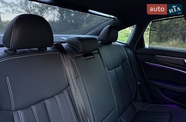 Седан Audi A6 2019 в Ужгороде