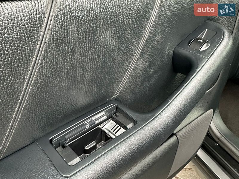 Седан Audi A6 2002 в Умани