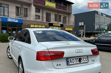 Седан Audi A6 2012 в Ужгороді