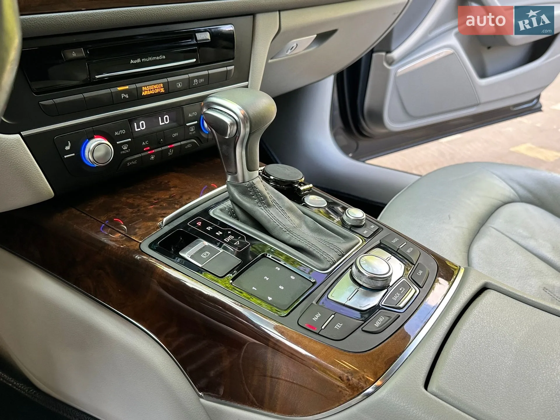 Audi A6 2014 VIN WAUDFAFC5FN033575 фото оголошення 100 з 190