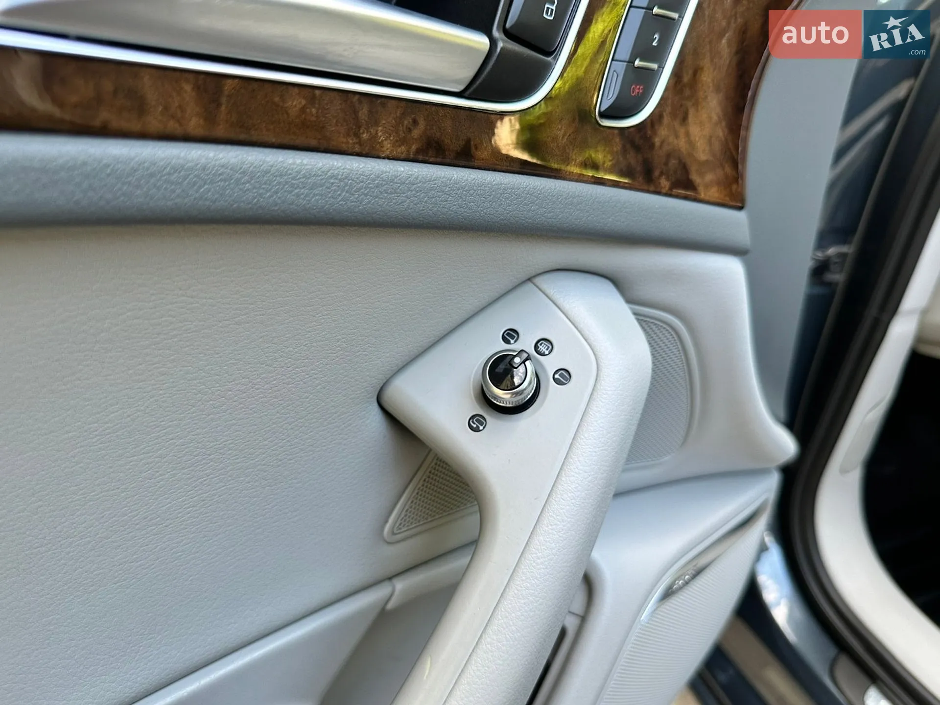 Audi A6 2014 VIN WAUDFAFC5FN033575 фото оголошення 115 з 190