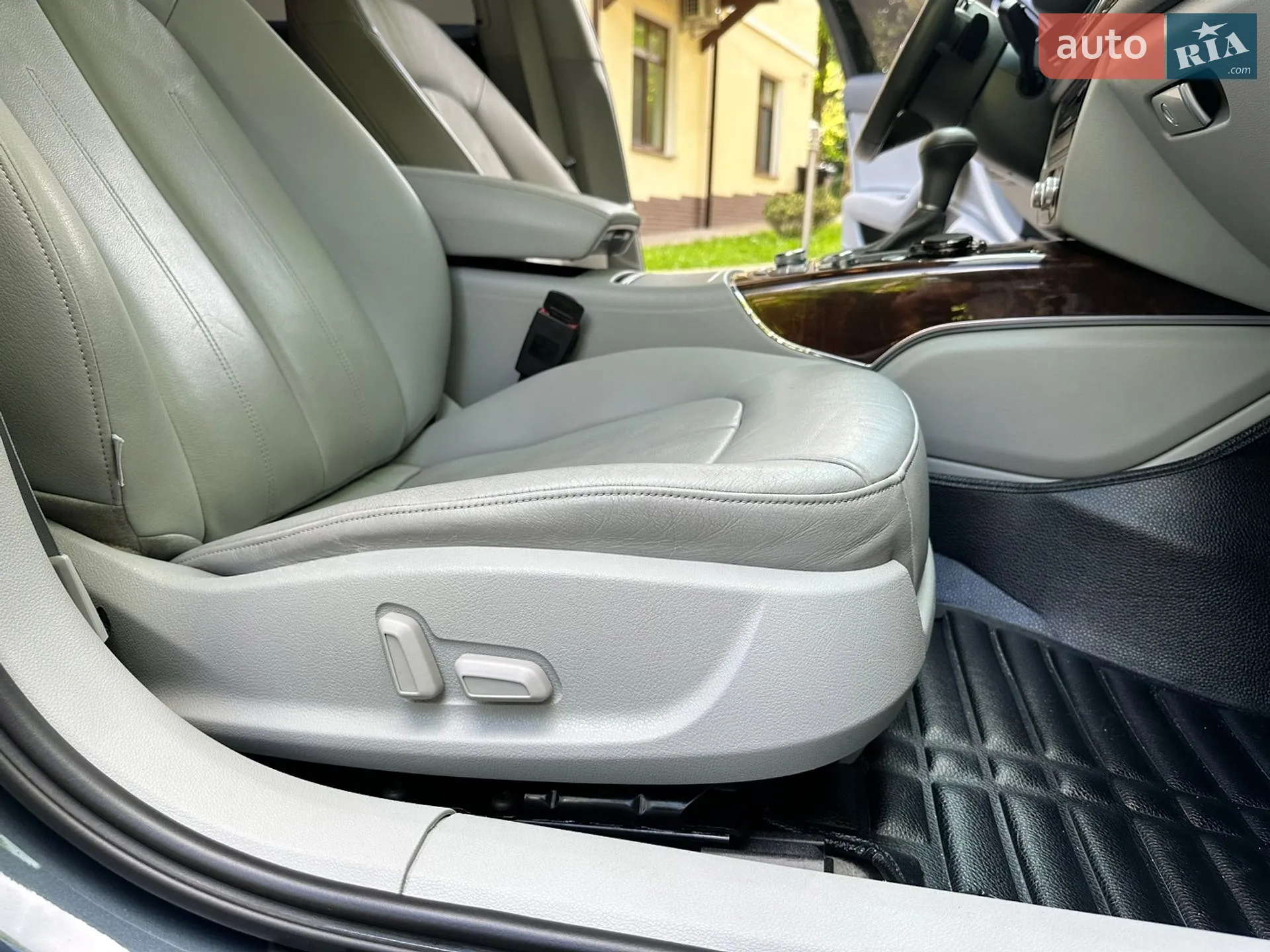 Audi A6 2014 VIN WAUDFAFC5FN033575 фото оголошення 132 з 190