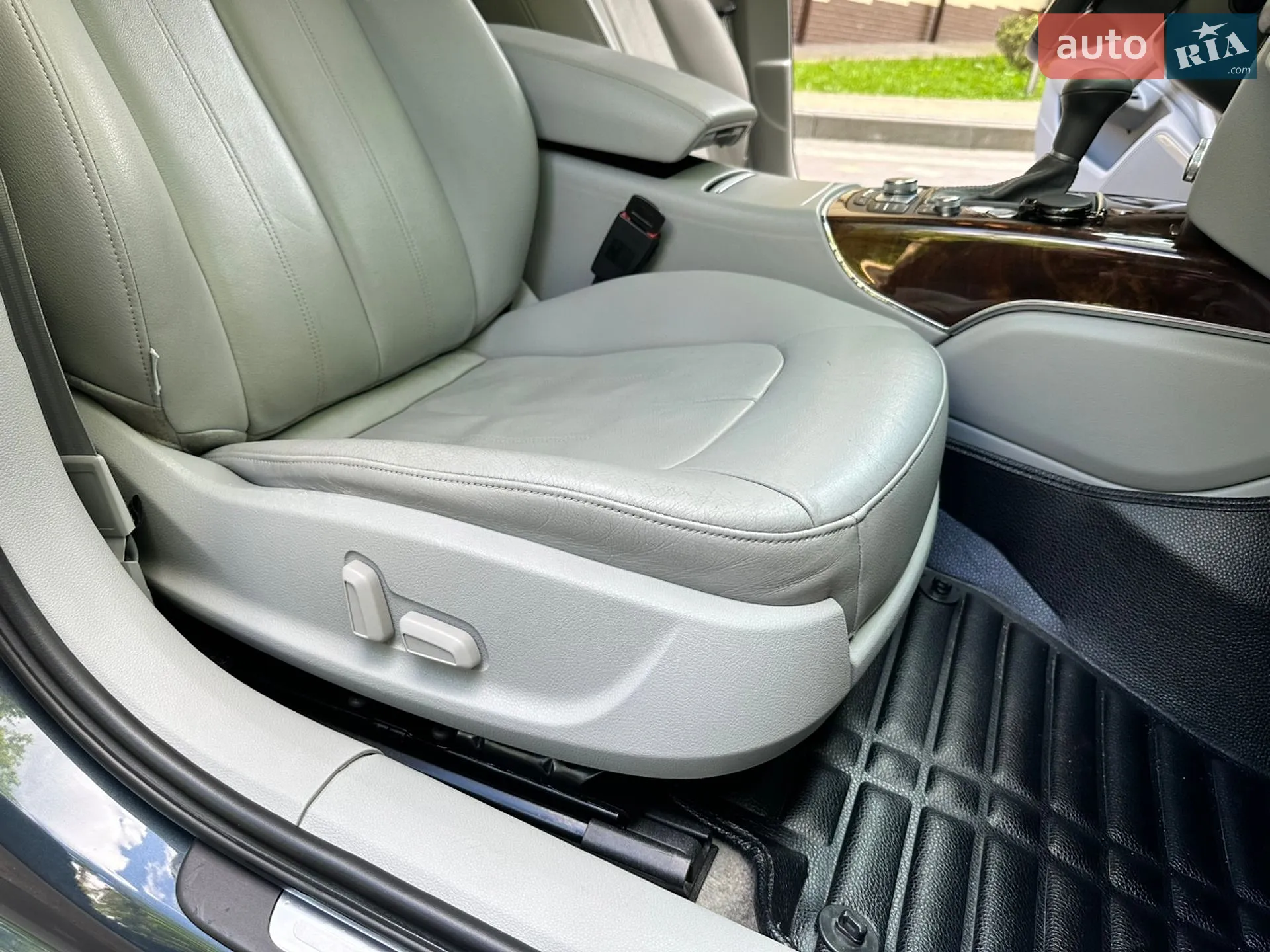 Audi A6 2014 VIN WAUDFAFC5FN033575 фото оголошення 133 з 190