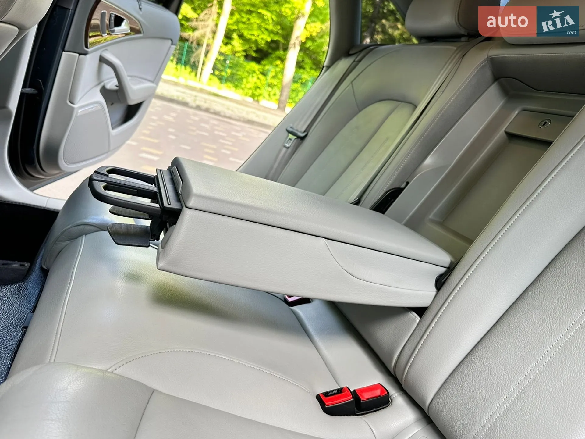 Audi A6 2014 VIN WAUDFAFC5FN033575 фото оголошення 160 з 190