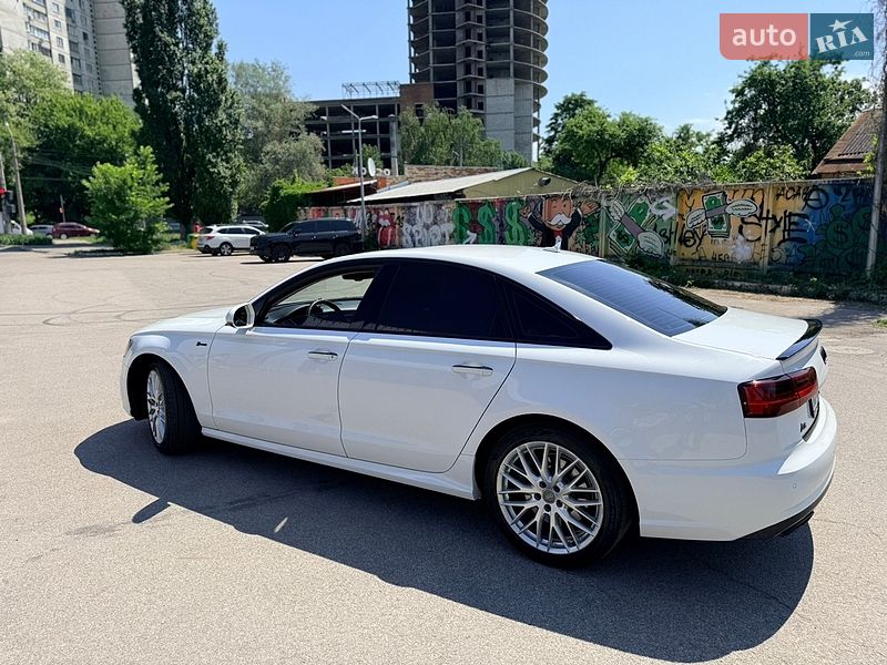 Седан Audi A6 2014 в Харькове