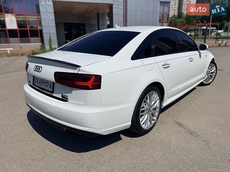 Седан Audi A6 2014 в Харькове