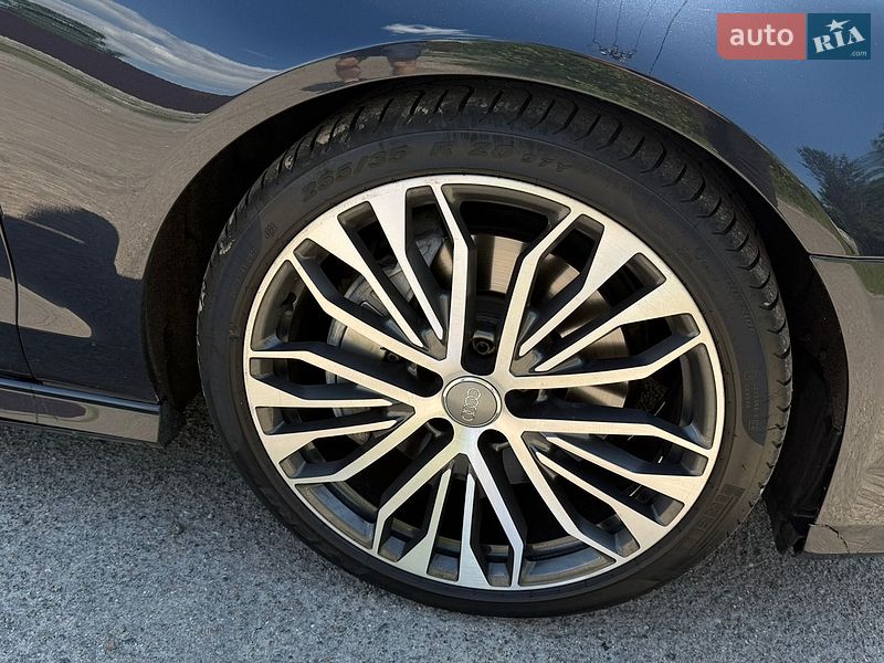Седан Audi A6 2015 в Киеве