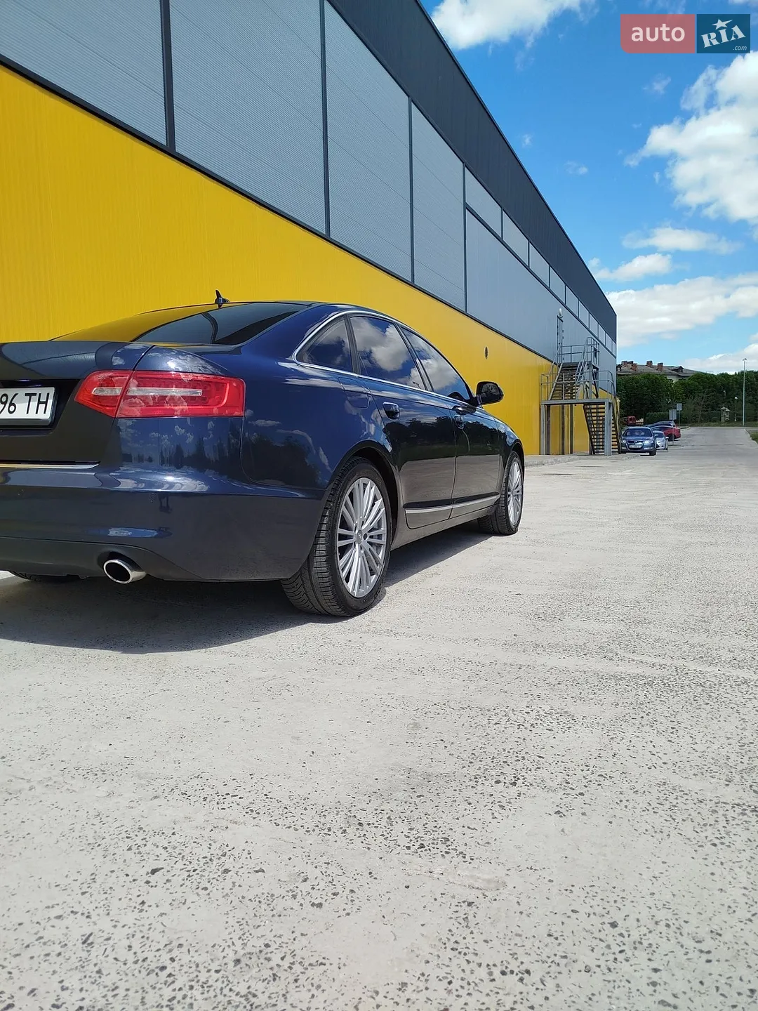 2010 Audi A6 - мініатюра 4