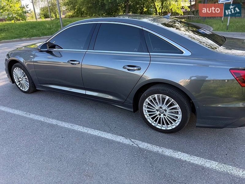 Седан Audi A6 2020 в Виннице
