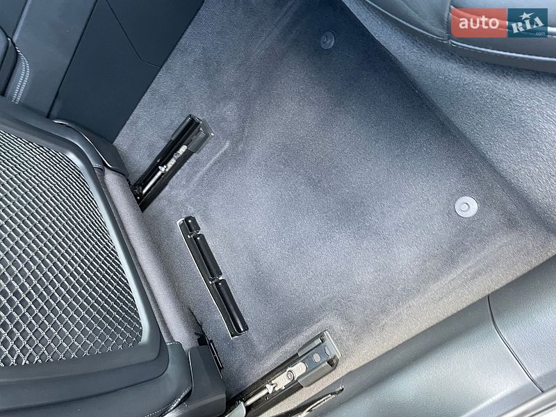 Седан Audi A6 2018 в Киеве