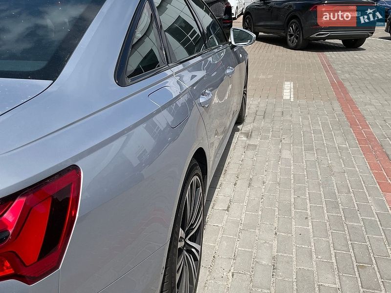 Седан Audi A6 2018 в Киеве