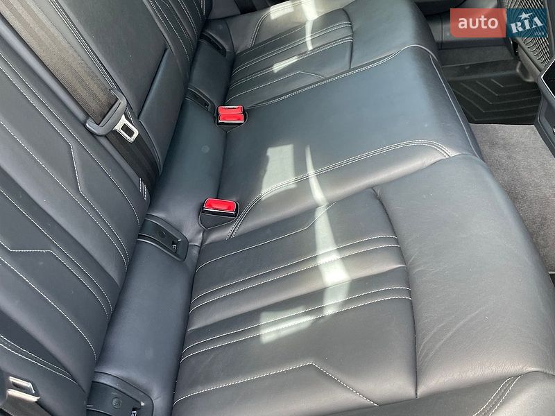 Седан Audi A6 2018 в Киеве
