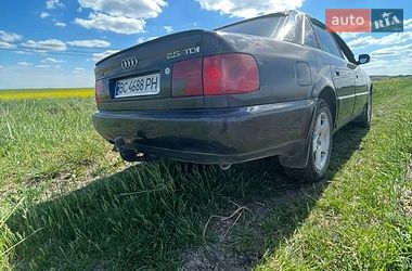 Седан Audi A6 1997 в Жовкві