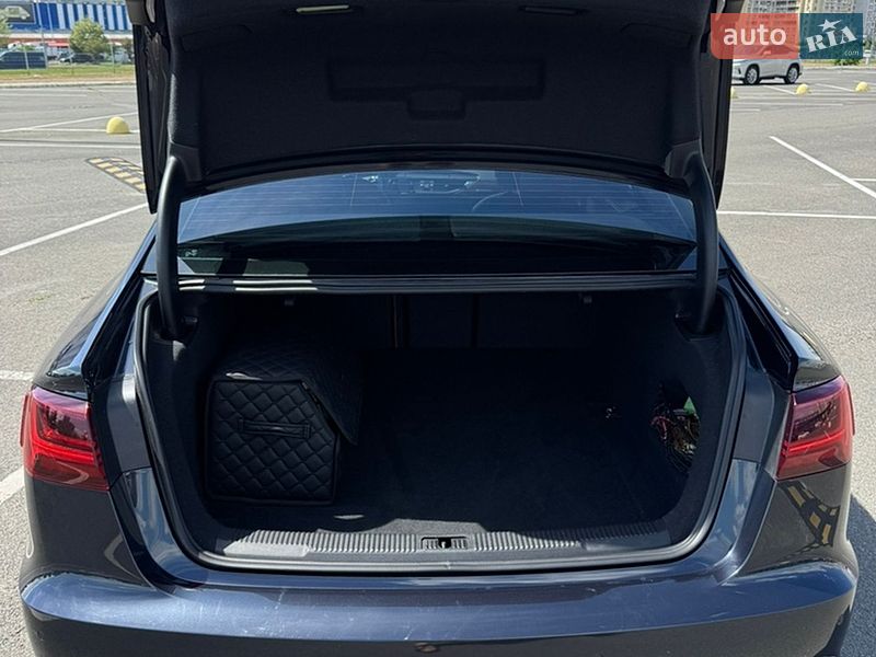 Седан Audi A6 2015 в Києві