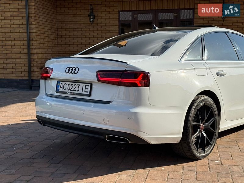 Седан Audi A6 2015 в Луцке