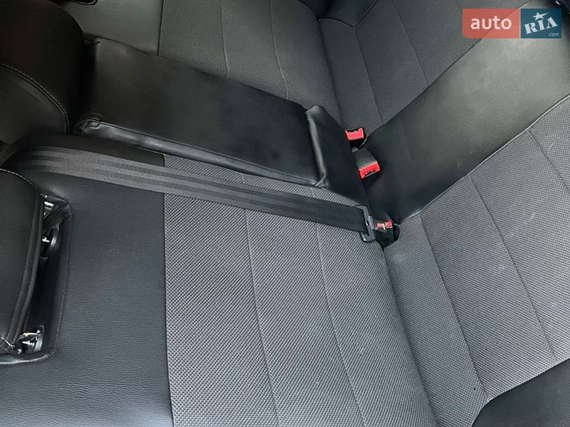Универсал Audi A6 2002 в Виннице