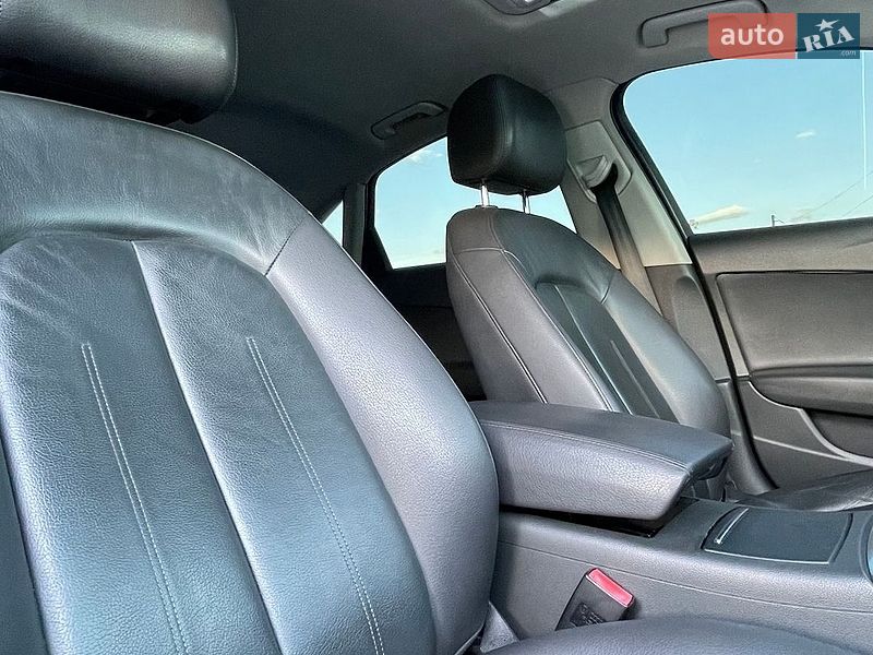 Седан Audi A6 2012 в Звягелі