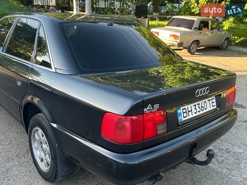 Седан Audi A6 1996 в Одессе