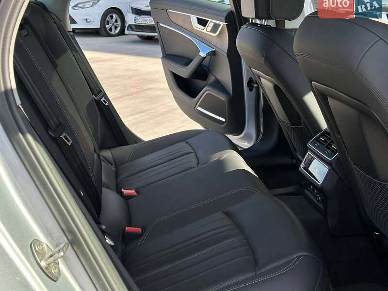 Седан Audi A6 2020 в Львові