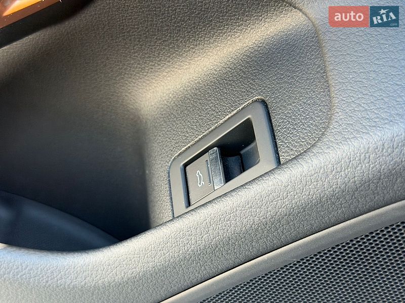 Седан Audi A6 2020 в Киеве
