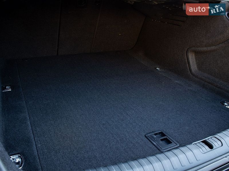 Седан Audi A6 2019 в Нововолинську
