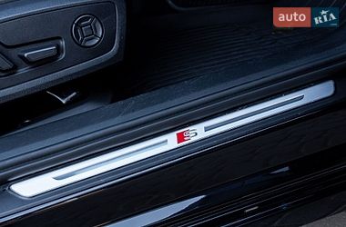 Седан Audi A6 2019 в Нововолинську
