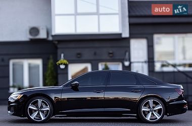 Седан Audi A6 2019 в Нововолинську