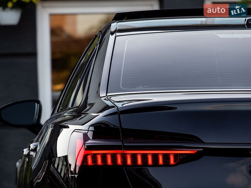 Седан Audi A6 2019 в Нововолинську