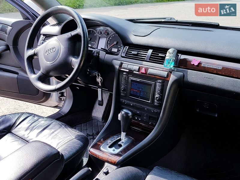 Універсал Audi A6 2001 в Світловодську