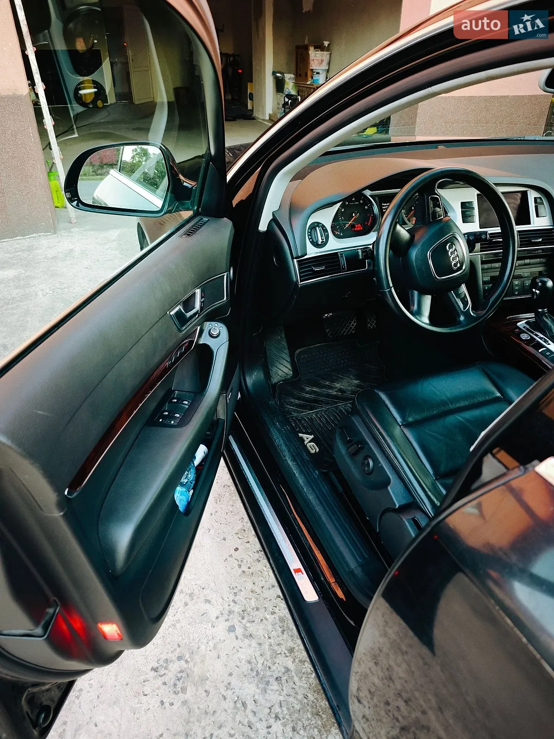 Audi A6 2010 VIN WAUKGAFB1BN007058 фото оголошення 7 з 12