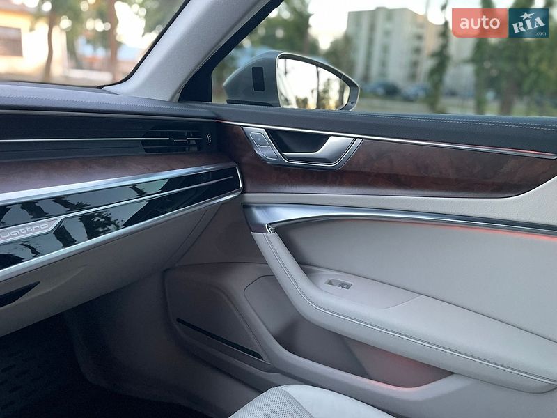 Седан Audi A6 2019 в Стрые
