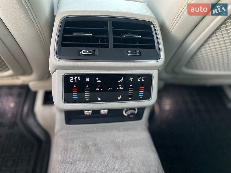 Седан Audi A6 2019 в Стрые