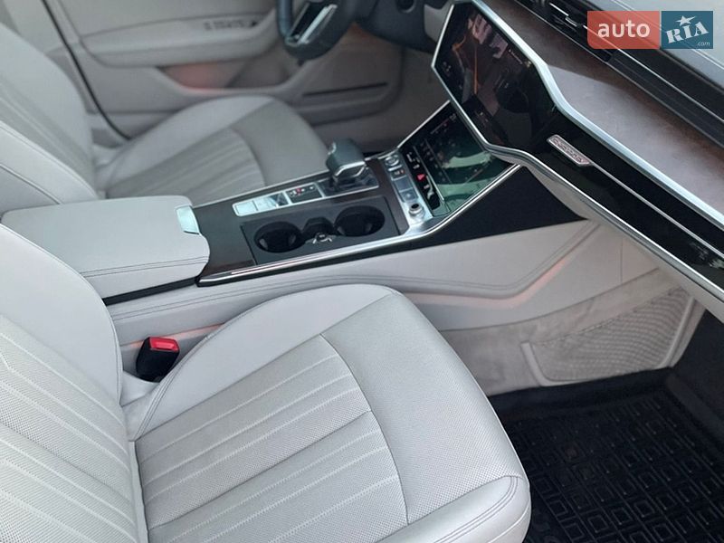 Седан Audi A6 2019 в Стрые