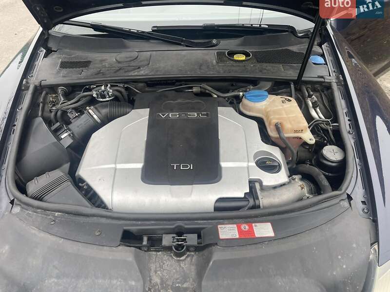 Седан Audi A6 2004 в Обухові