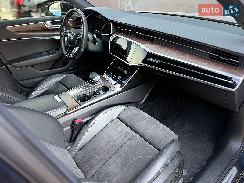 Седан Audi A6 2019 в Львові