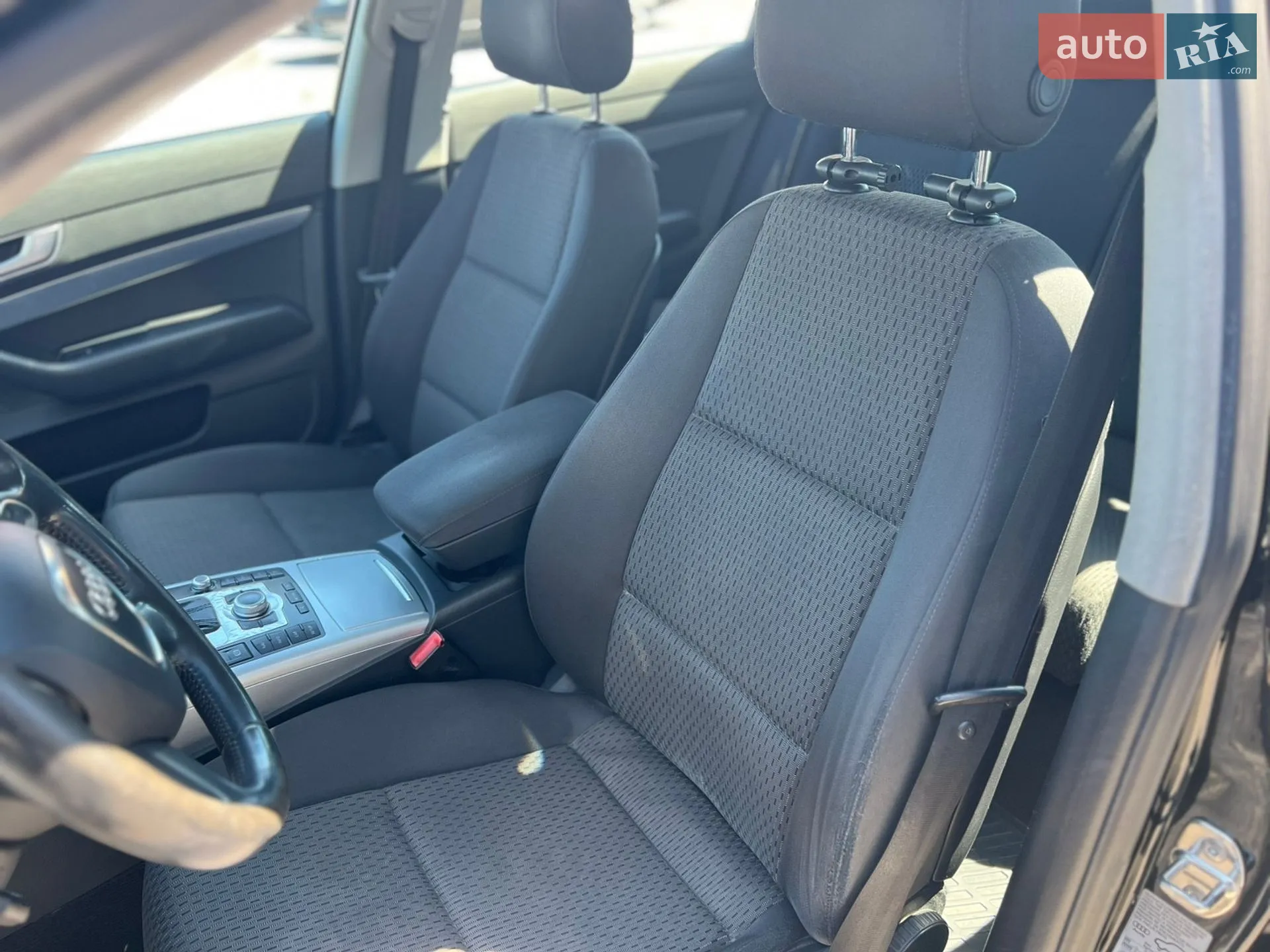2010 Audi A6 - мініатюра 11