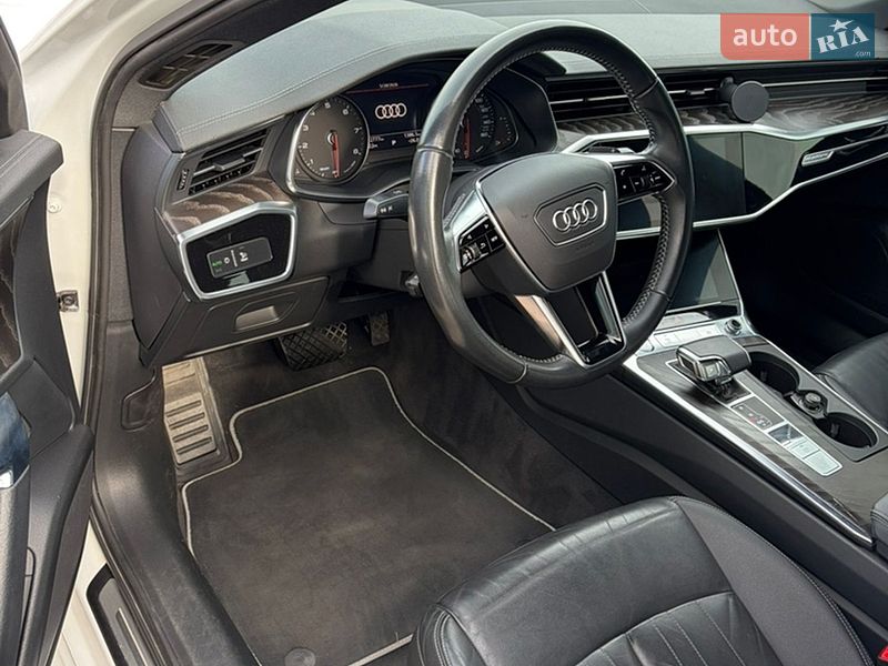 Седан Audi A6 2019 в Одессе