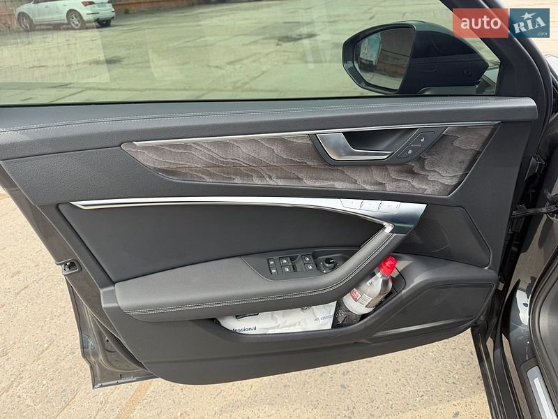 Седан Audi A6 2024 в Одессе
