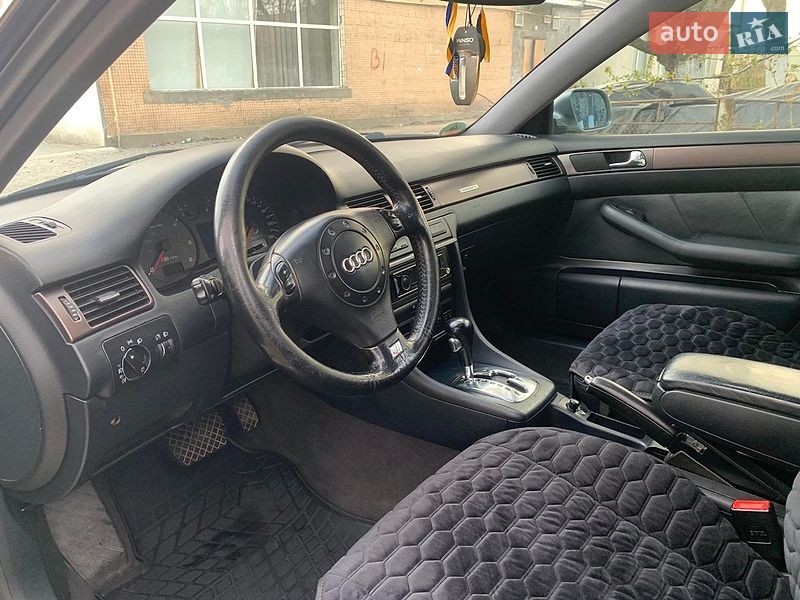 Універсал Audi A6 2000 в Мурованих Курилівцях