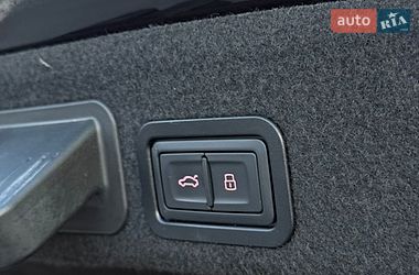 Седан Audi A6 2015 в Киеве