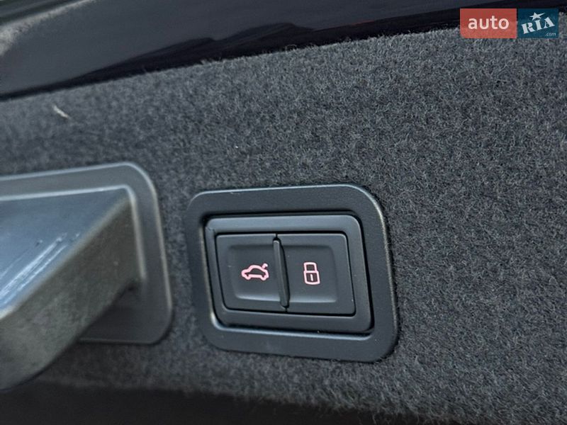 Седан Audi A6 2015 в Киеве