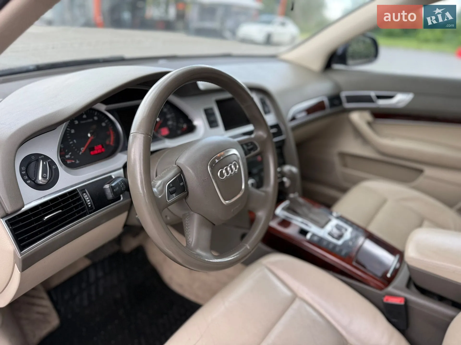 2010 Audi A6 - мініатюра 12