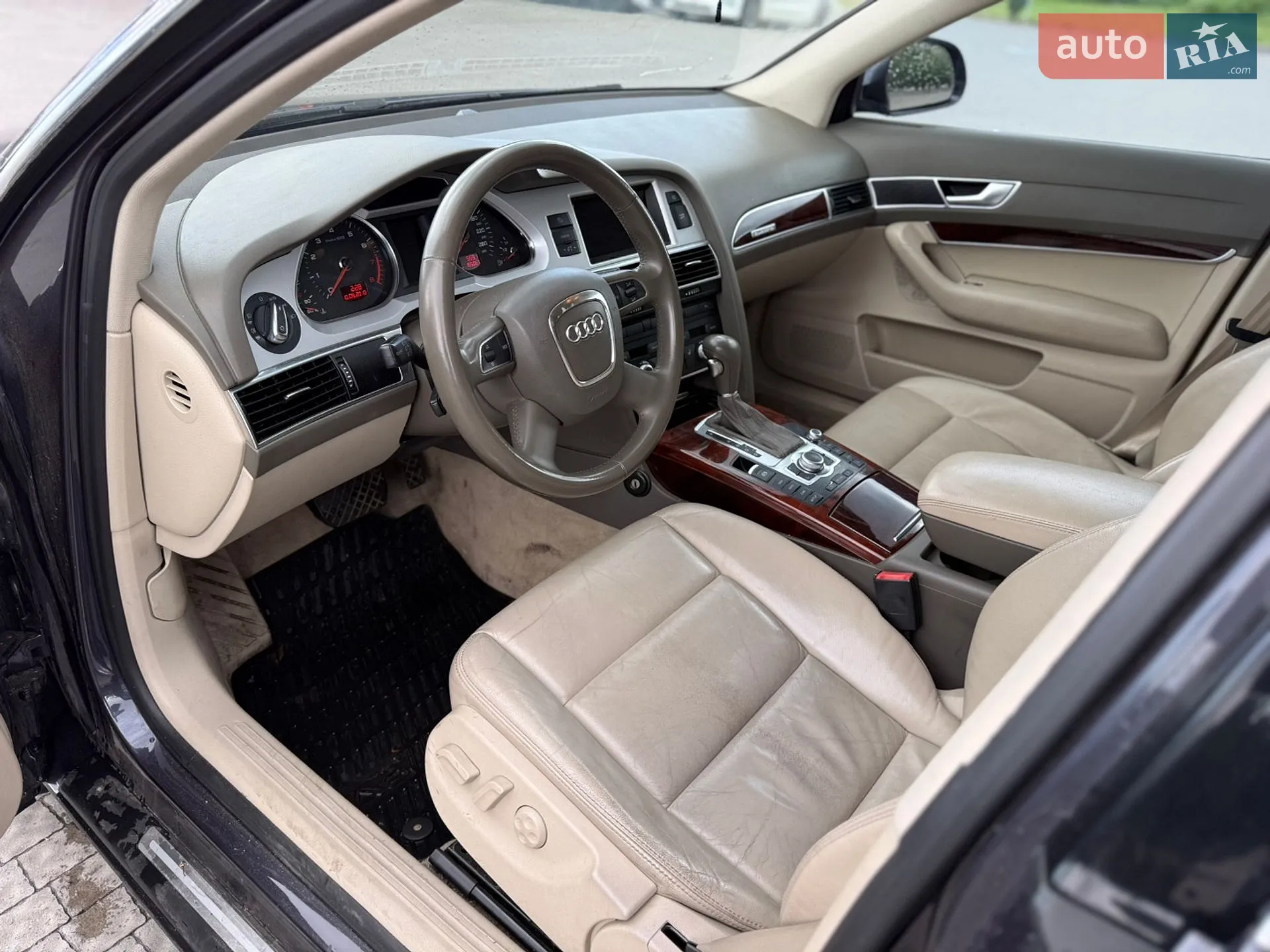 2010 Audi A6 - мініатюра 11