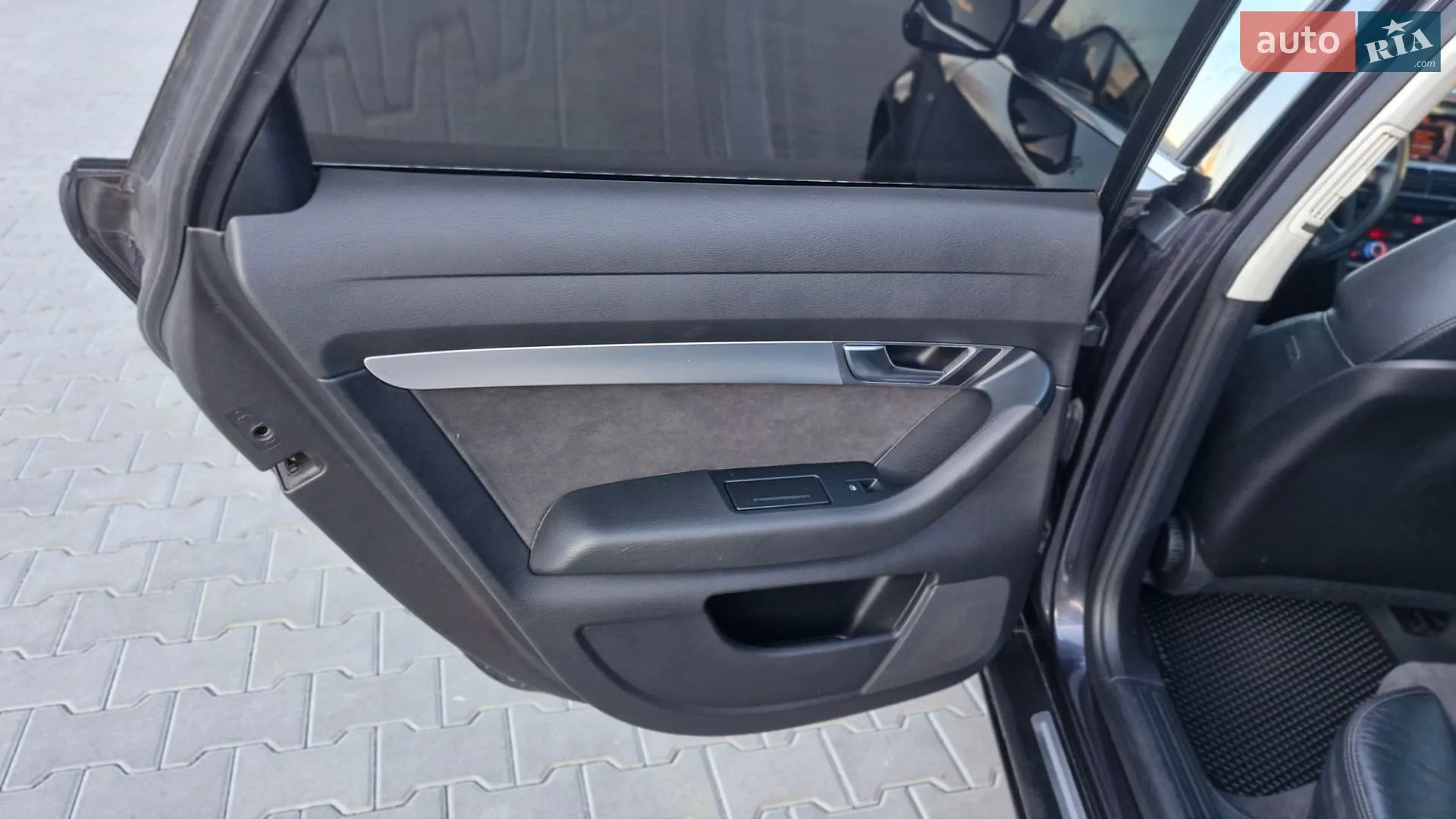 2010 Audi A6 - мініатюра 22