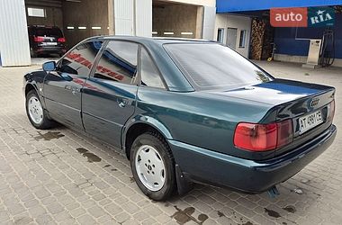 Седан Audi A6 1995 в Кременце