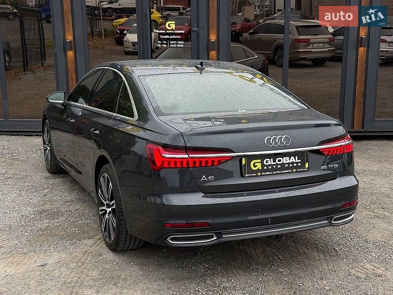 Седан Audi A6 2022 в Львове