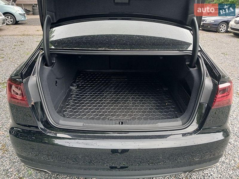 Седан Audi A6 2015 в Ладыжине