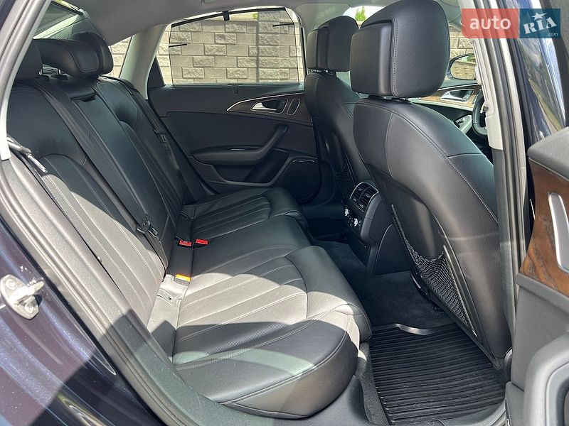 Седан Audi A6 2015 в Ровно