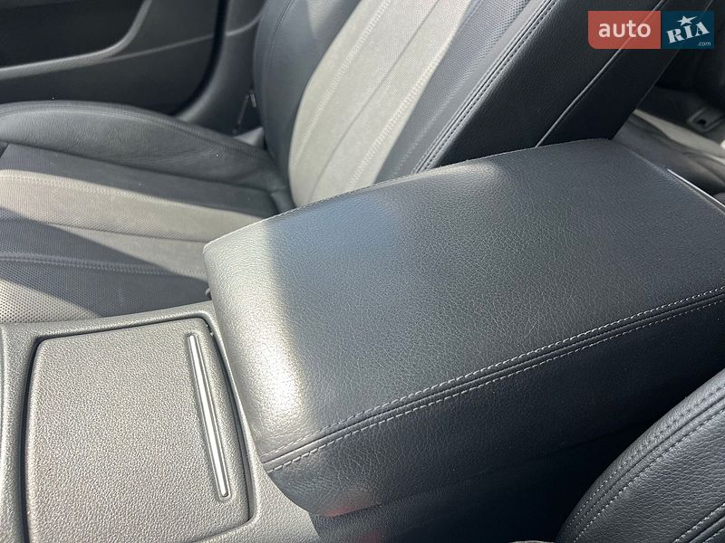 Седан Audi A6 2015 в Ровно