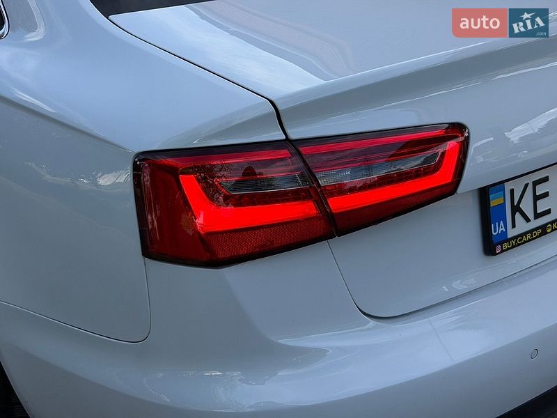 Седан Audi A6 2012 в Дніпрі